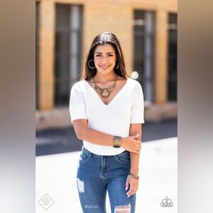 White V-Neck Short Sleeve Top